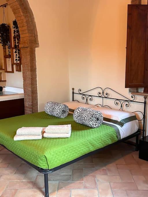Relax Nella Jacuzzi In Toscana Colle di Val d'Elsa Exterior photo