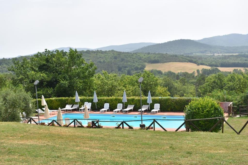 Relax Nella Jacuzzi In Toscana Colle di Val d'Elsa Exterior photo
